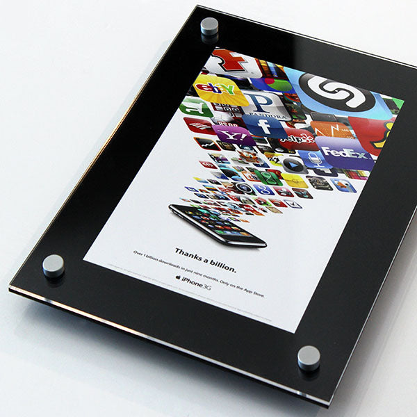 The Benefits of Acrylic Frames for Home and Office Decor